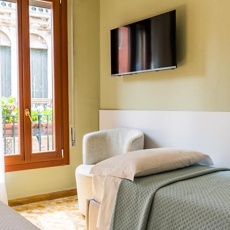 Ca Del Bezzo - Comfort & City View Венеция Экстерьер фото