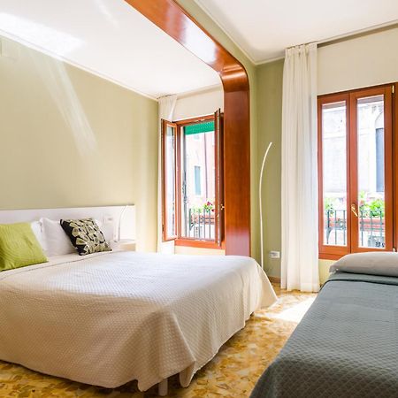 Ca Del Bezzo - Comfort & City View Венеция Экстерьер фото